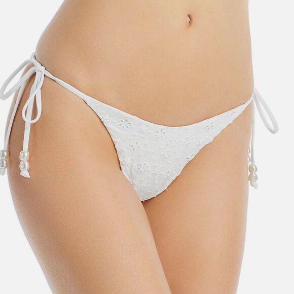 L*Space Brittany Top Classic Embroidered Nylon Swim Top Medium NWT $99 - Picture 5 of 9